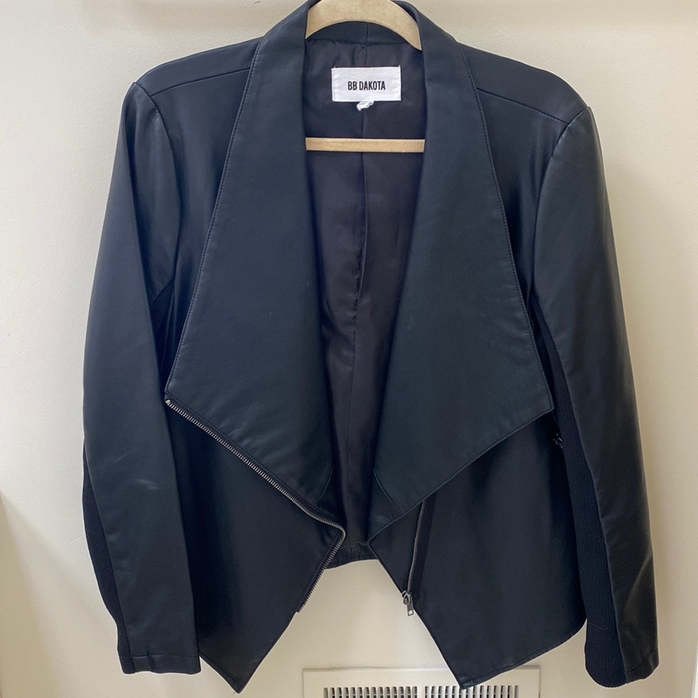 BB DAKOTA Gabrielle Womens faux leather jacket
